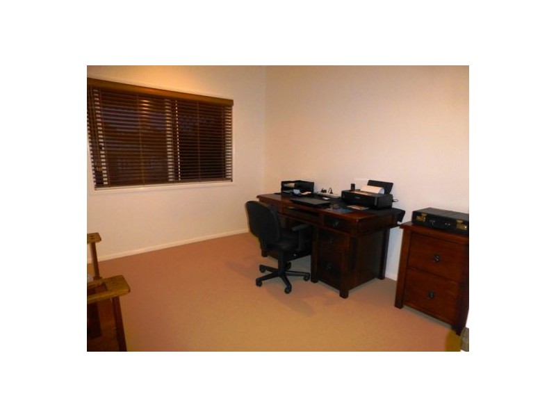 65 Shell St, Urangan QLD 4655