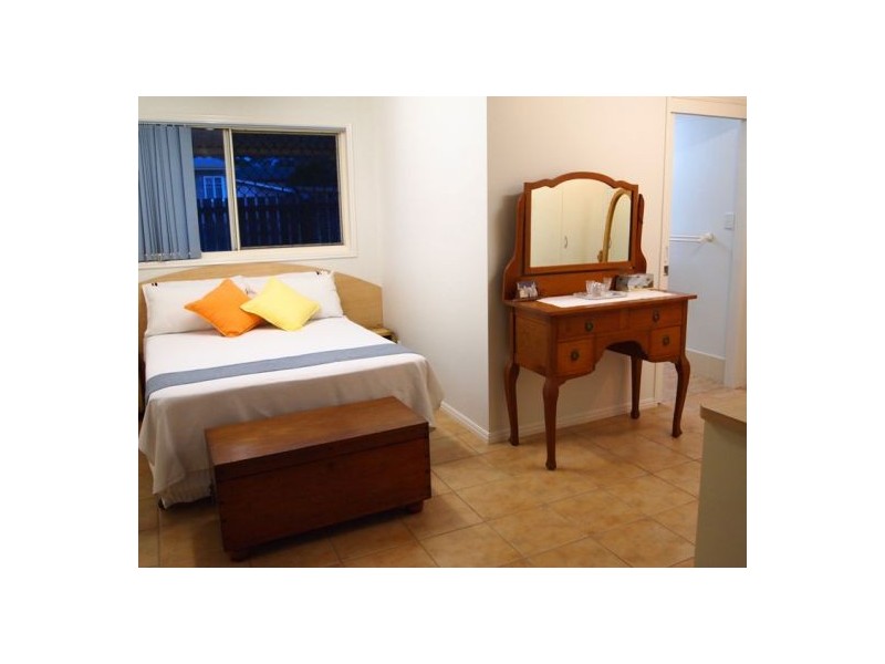 65 Shell St, Urangan QLD 4655