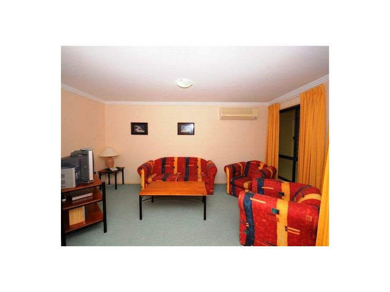 24/33 Elizabeth St, Urangan QLD 4655