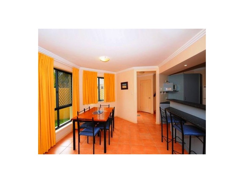 24/33 Elizabeth St, Urangan QLD 4655