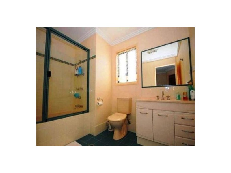 24/33 Elizabeth St, Urangan QLD 4655