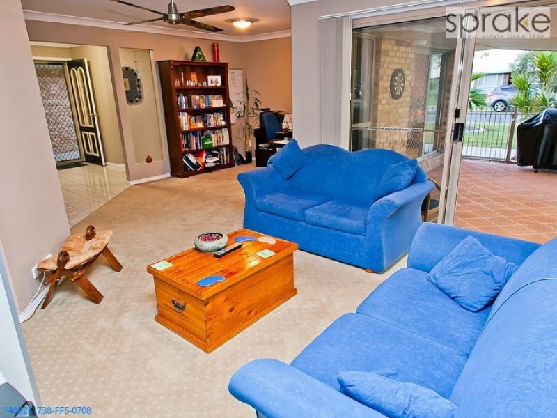 47 Bayrise Drive, Urangan QLD 4655