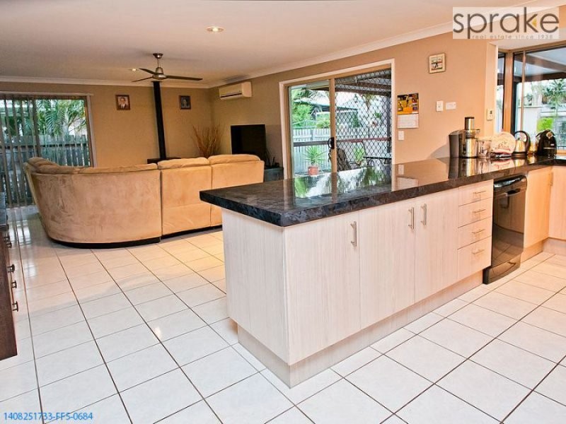 47 Bayrise Drive, Urangan QLD 4655