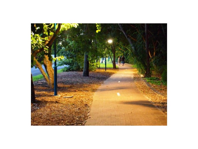 597 Charlton Esplanade, Urangan QLD 4655