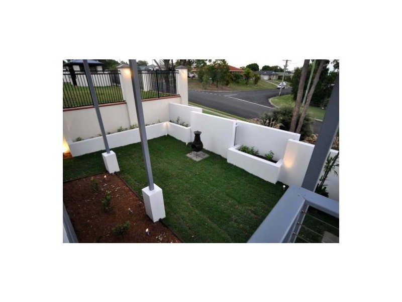 9 Exeter St, Torquay QLD 4655