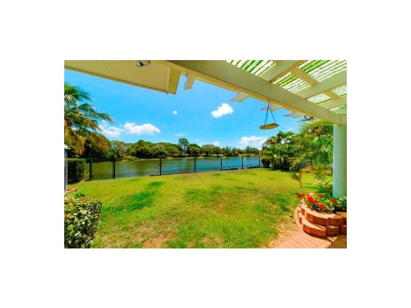 31 Lido Parade, Urangan QLD 4655