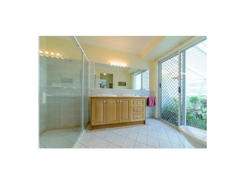 31 Lido Parade, Urangan QLD 4655