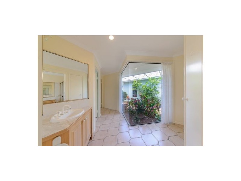 31 Lido Parade, Urangan QLD 4655