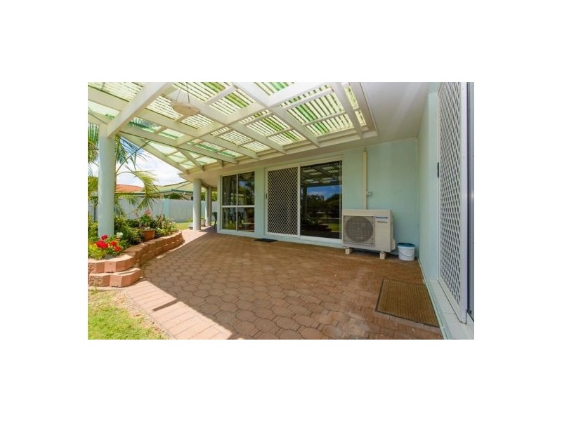 31 Lido Parade, Urangan QLD 4655