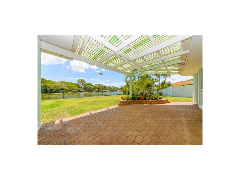 31 Lido Parade, Urangan QLD 4655