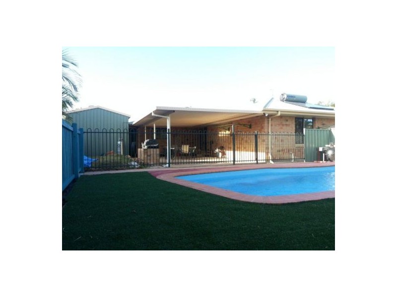 5 Chanak Place, Point Vernon QLD 4655