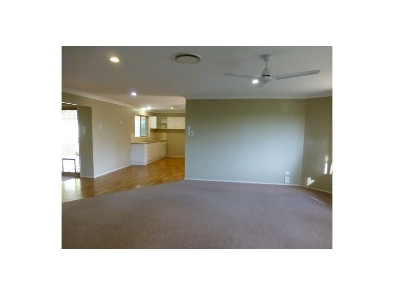 5 Chanak Place, Point Vernon QLD 4655