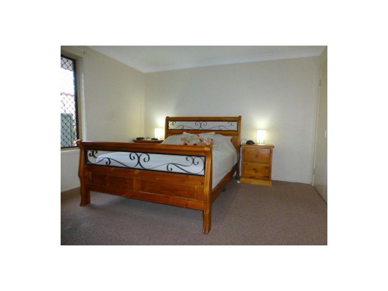 5 Chanak Place, Point Vernon QLD 4655