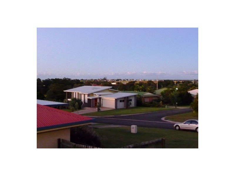 18 Queensbury Grove, Urraween QLD 4655