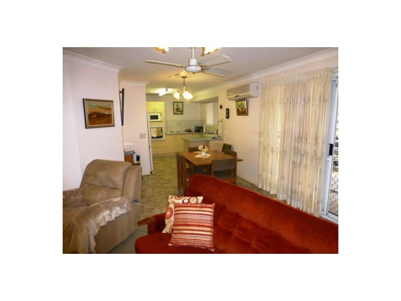 80 Murphy St, Point Vernon QLD 4655