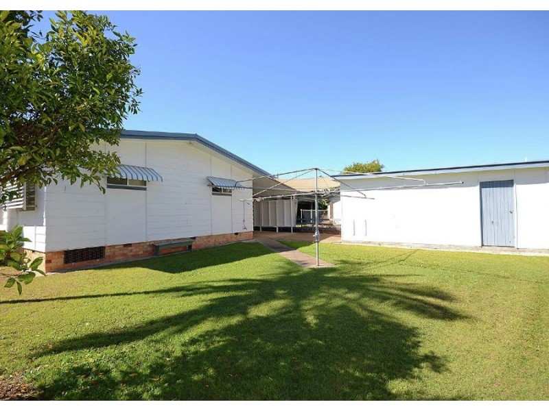 2 Boongala Way, Scarness QLD 4655