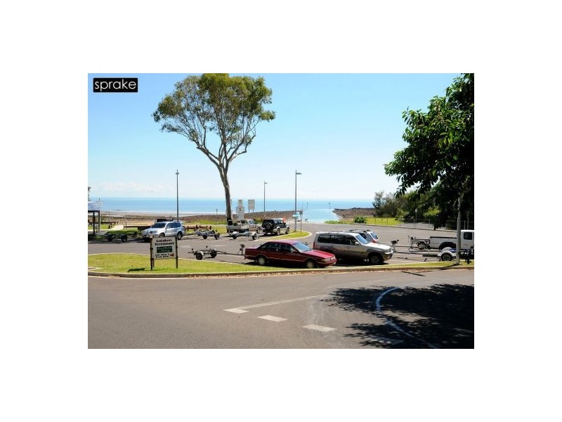 1 Kurrajong Crescent, Point Vernon QLD 4655