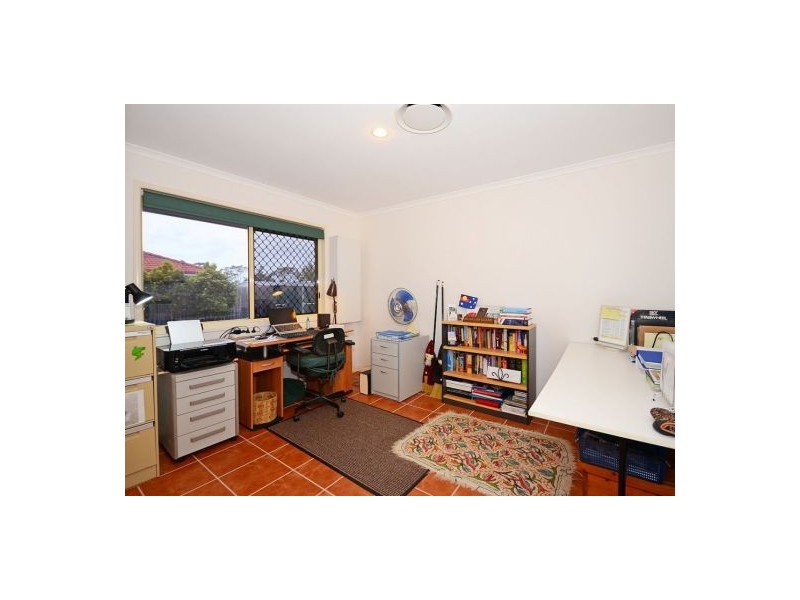 18 Wodalla Mews, Point Vernon QLD 4655