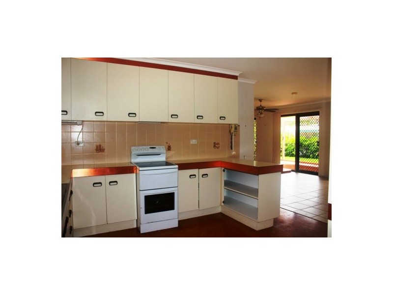 246 Boat Harbour Drive, Pialba QLD 4655