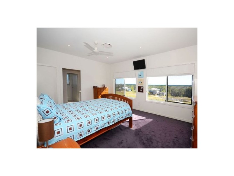 33 Highview Drive, Craignish QLD 4655