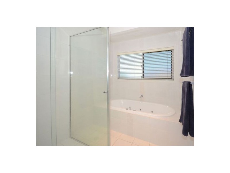 33 Highview Drive, Craignish QLD 4655