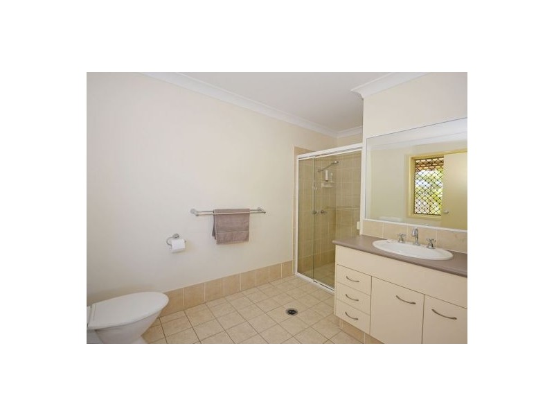 20 Polson Street, Point Vernon QLD 4655