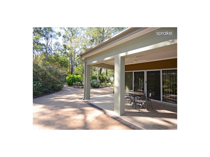 15 Cumberland Court, Point Vernon QLD 4655