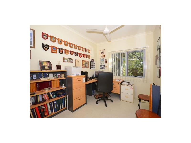 15 Cumberland Court, Point Vernon QLD 4655