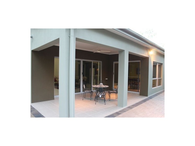 15 Cumberland Court, Point Vernon QLD 4655