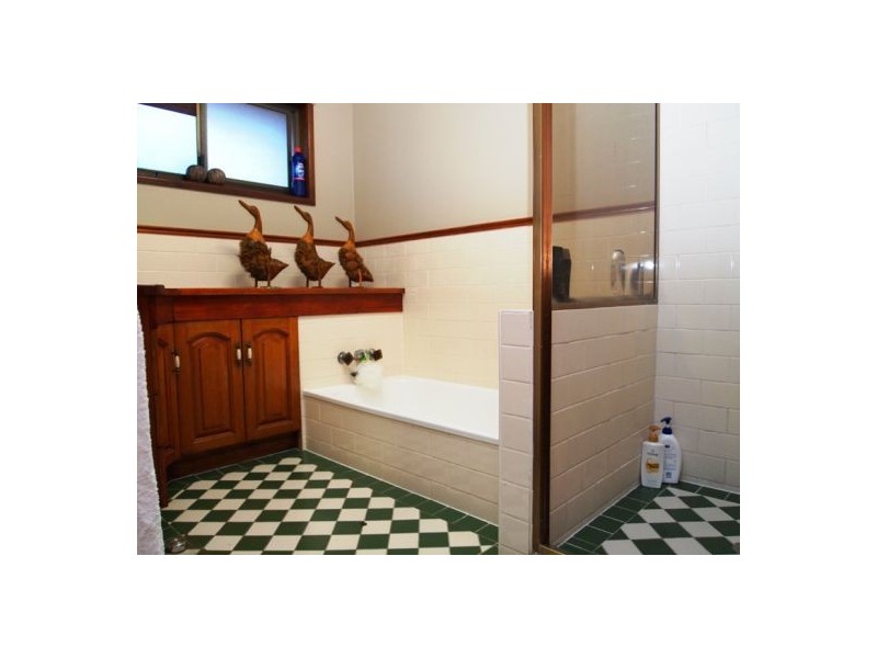 35 Romney St, Pialba QLD 4655