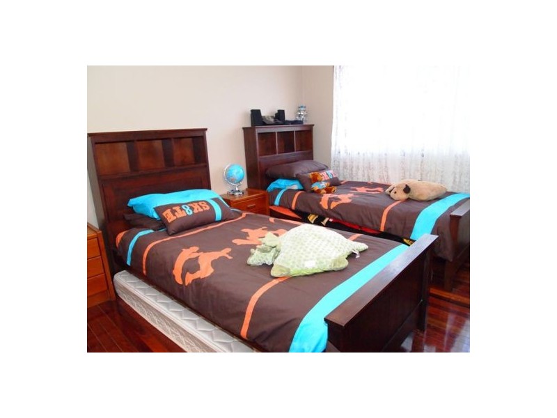 35 Romney St, Pialba QLD 4655