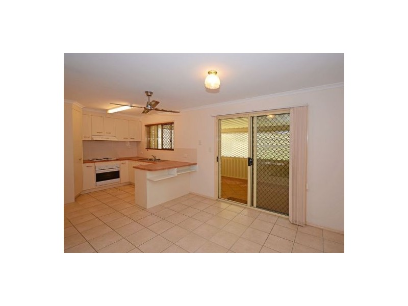 9 Wyuna Court, Urangan QLD 4655