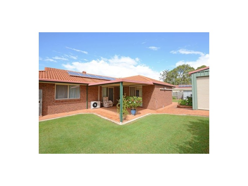 2 Diamond Court, Point Vernon QLD 4655