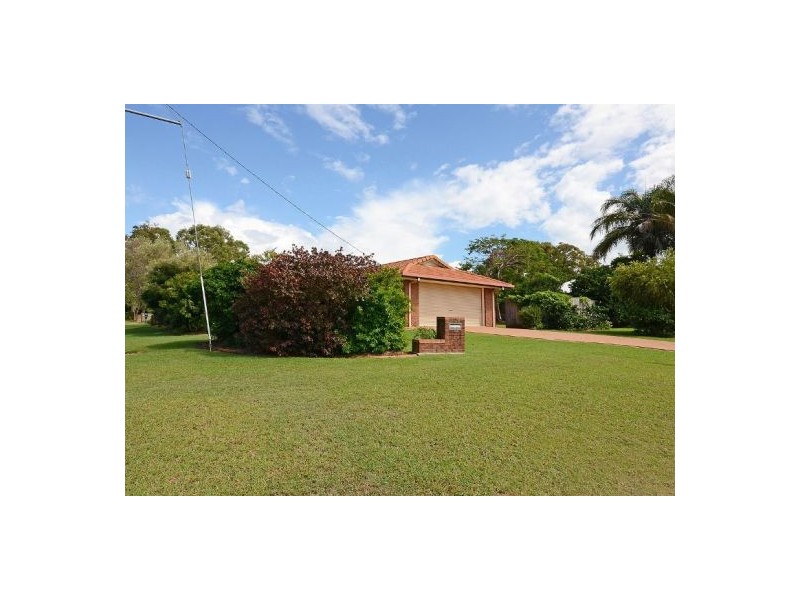 2 Diamond Court, Point Vernon QLD 4655