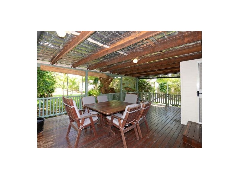 33 Long Street, Point Vernon QLD 4655