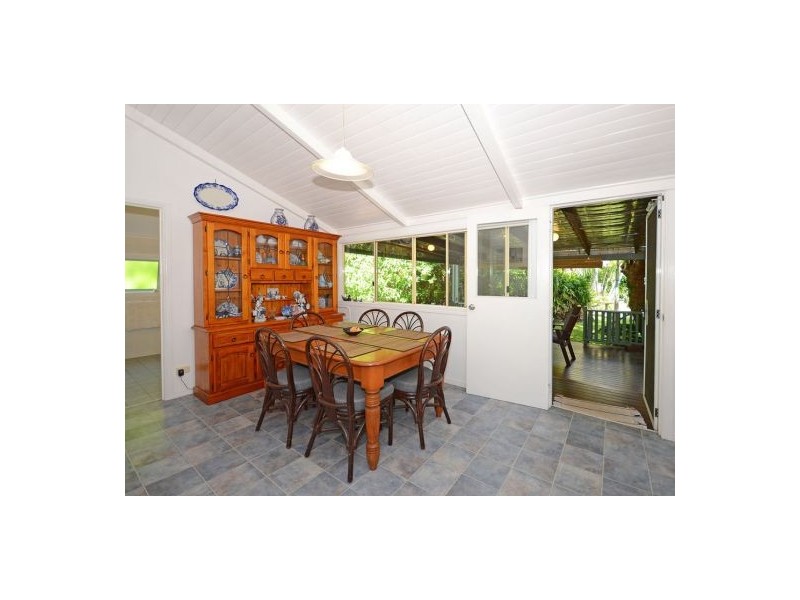 33 Long Street, Point Vernon QLD 4655