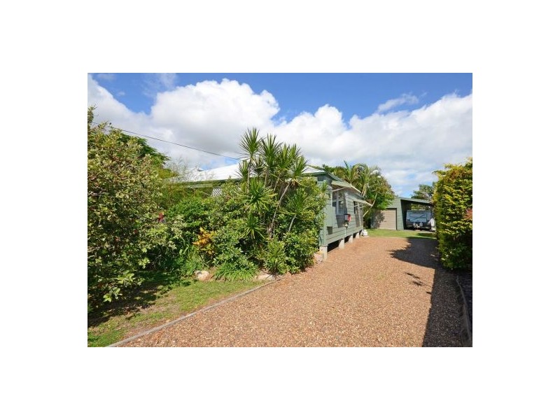 33 Long Street, Point Vernon QLD 4655