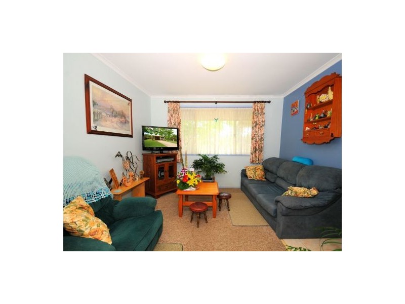 2/10 Hayworth St, Point Vernon QLD 4655