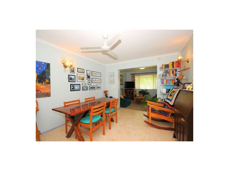 2/10 Hayworth St, Point Vernon QLD 4655