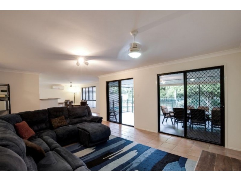 48 Ann Street, Torquay QLD 4655