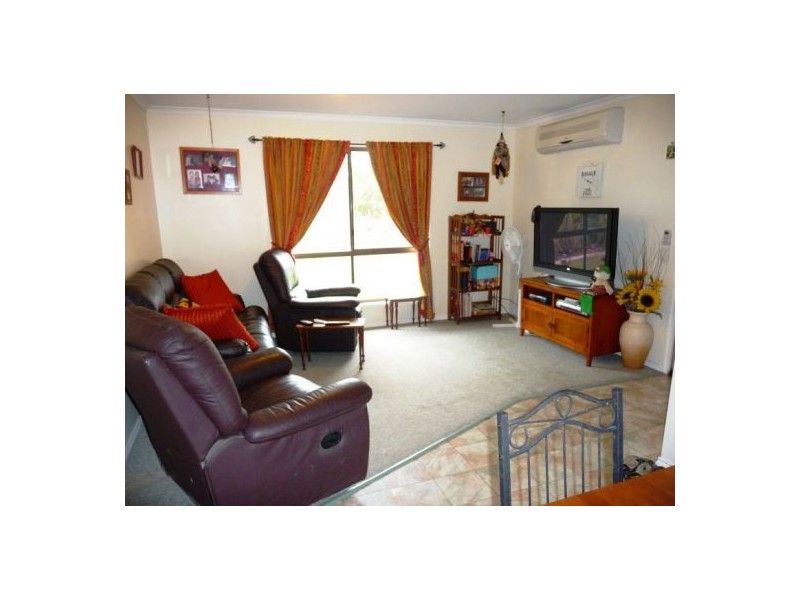 26 Junjaree St, Scarness QLD 4655