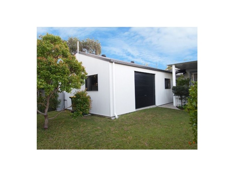 3 Corfield St, Point Vernon QLD 4655