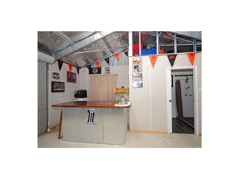 3 Corfield St, Point Vernon QLD 4655