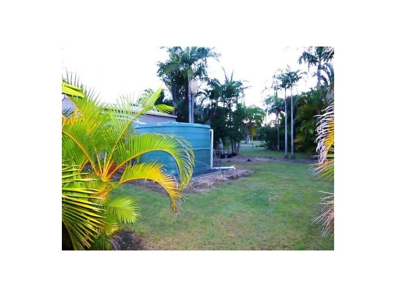 54 Hughes Rd, Urangan QLD 4655