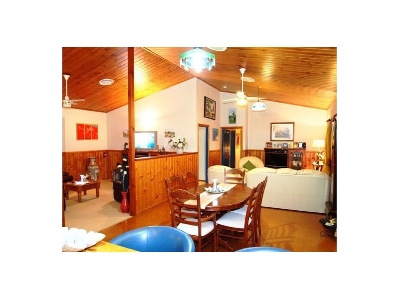 52-54 Sempfs Rd, Dundowran Beach QLD 4655