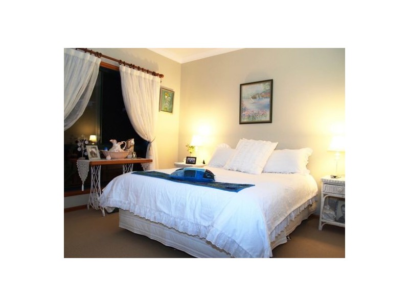 52-54 Sempfs Rd, Dundowran Beach QLD 4655