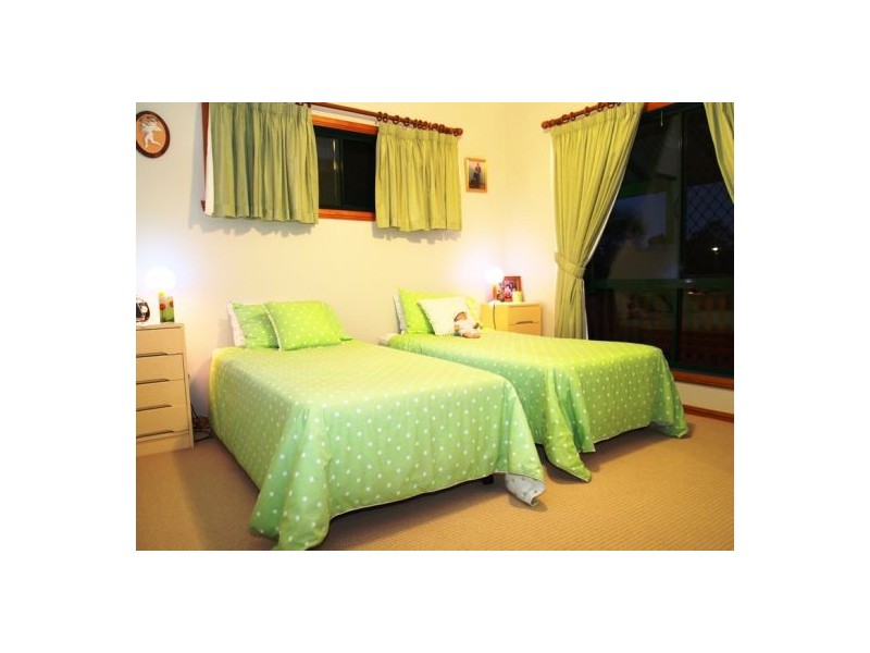 52-54 Sempfs Rd, Dundowran Beach QLD 4655