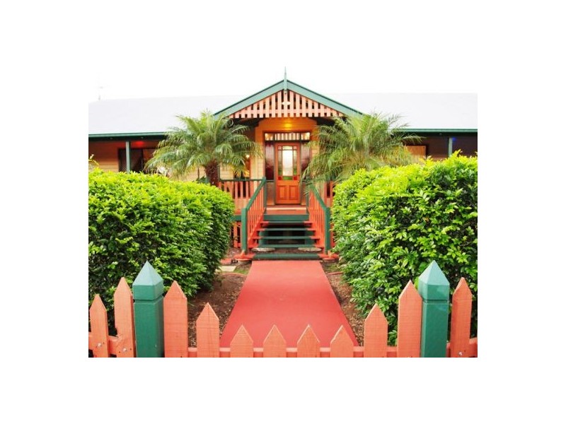 52-54 Sempfs Rd, Dundowran Beach QLD 4655