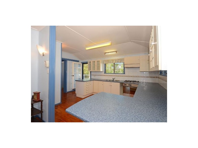 1 Cypress Street, Torquay QLD 4655