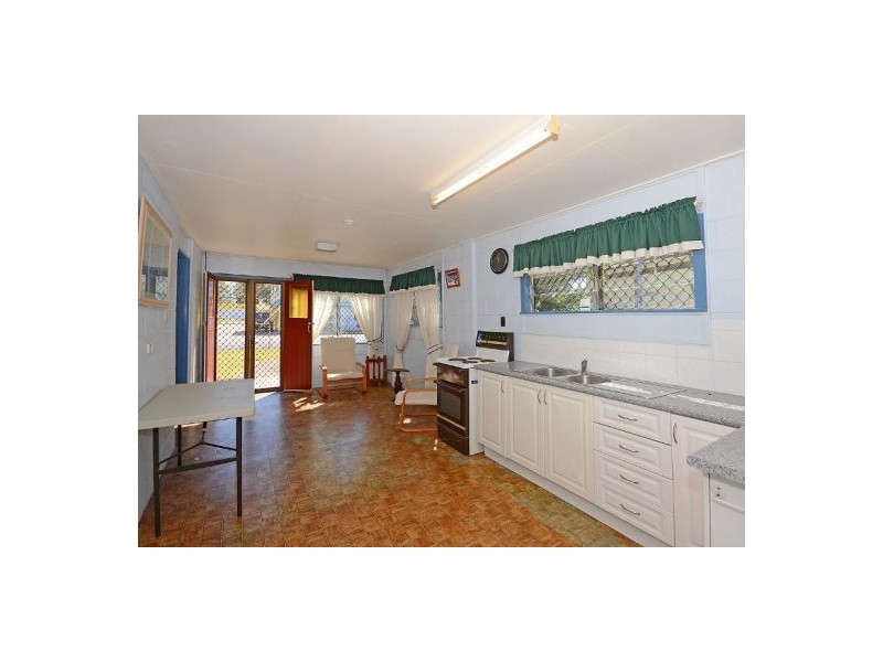 1 Cypress Street, Torquay QLD 4655